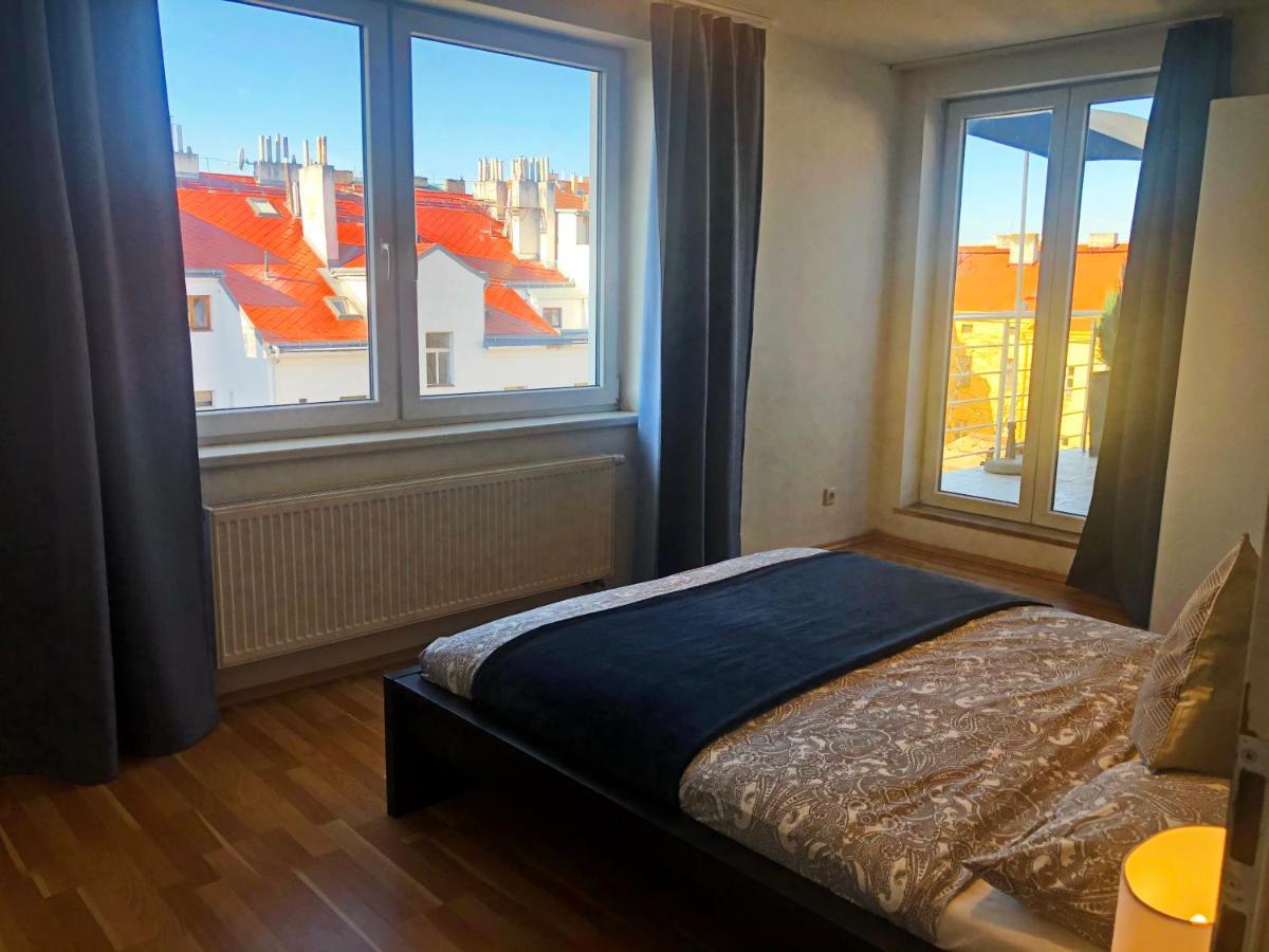 On The Top Apartments Prag Eksteriør billede